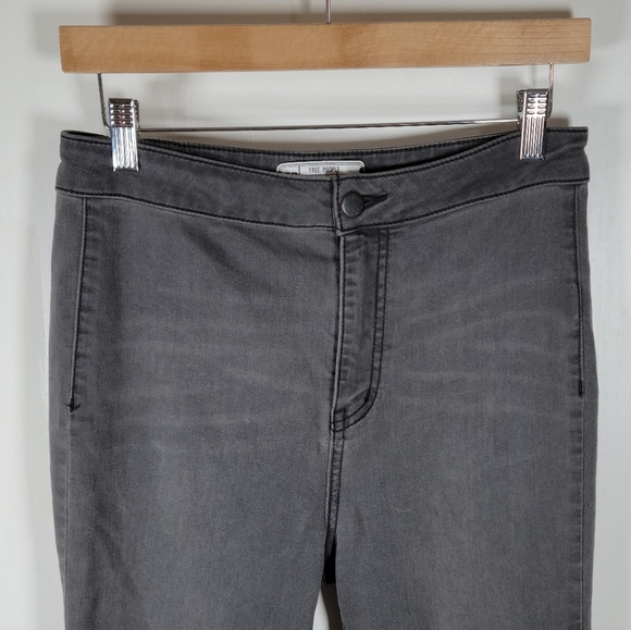 Free People Just Float On Black Flare Wideleg Jeans Size 29 - Picture 3 of 8